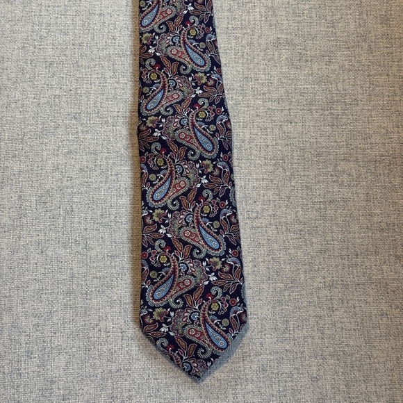 Daniel Cremieux Signature Sevenfold Linen Silk Paisley Necktie - Picture 1 of 3